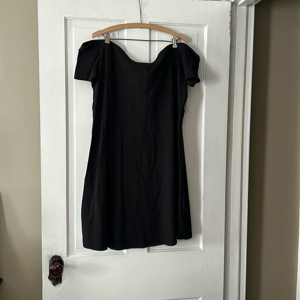Off the shoulder NWT dress!